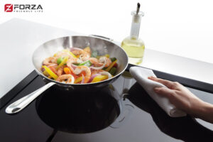 Bếp từ ồn do đâu? 
