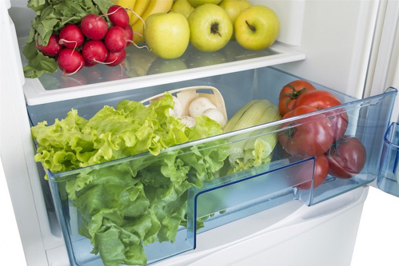phân loại các loại rau củ trước khi bỏ vào tủ lạnh 