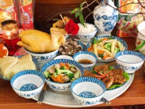 Không cúng quá nhiều lễ vật cầu kỳ
