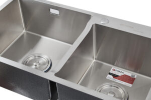 Chậu Rửa FZ - HERA 8245L 2 Hố Lệch, Đúc Liền, Syphone Lớn 3
